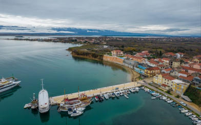 Sanacija glavnog mula u luci Privlaka